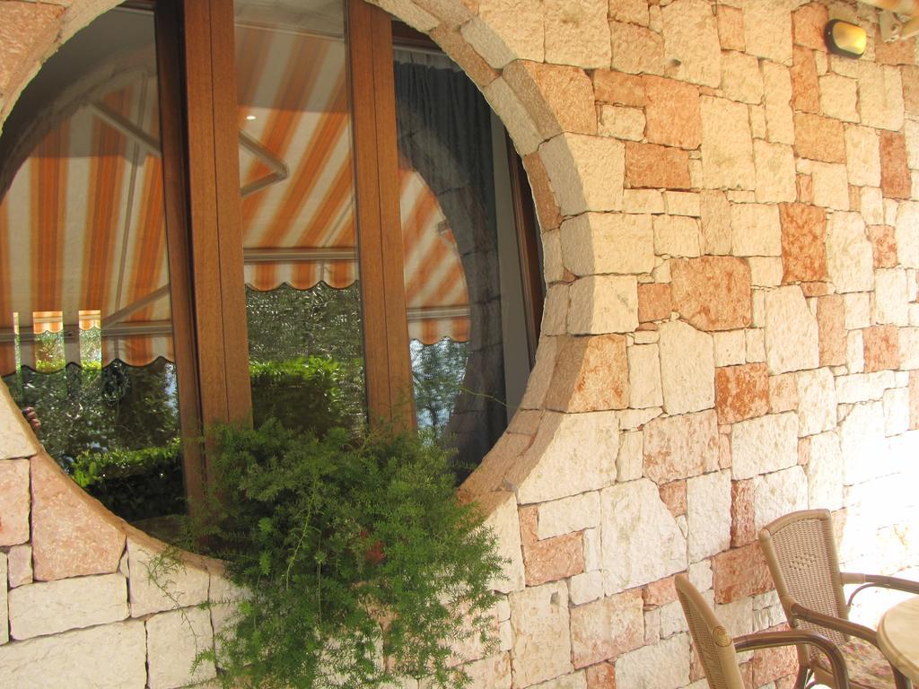 Residence Villa Margherita Brenzone sul Garda Exterior photo